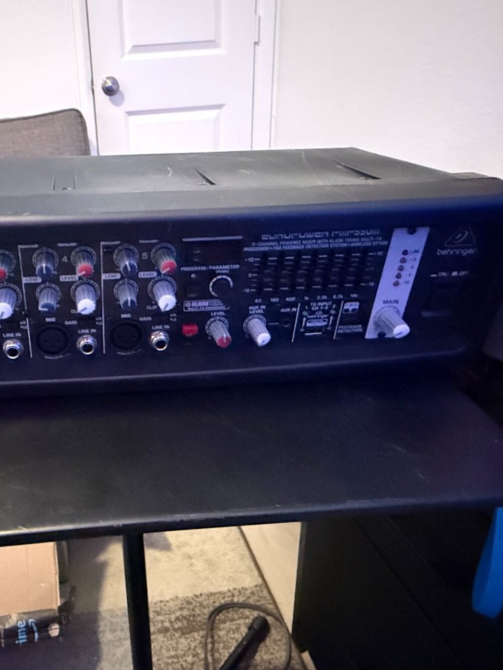 Behringer Europower PMP550M 5-Channel Powered Mixer